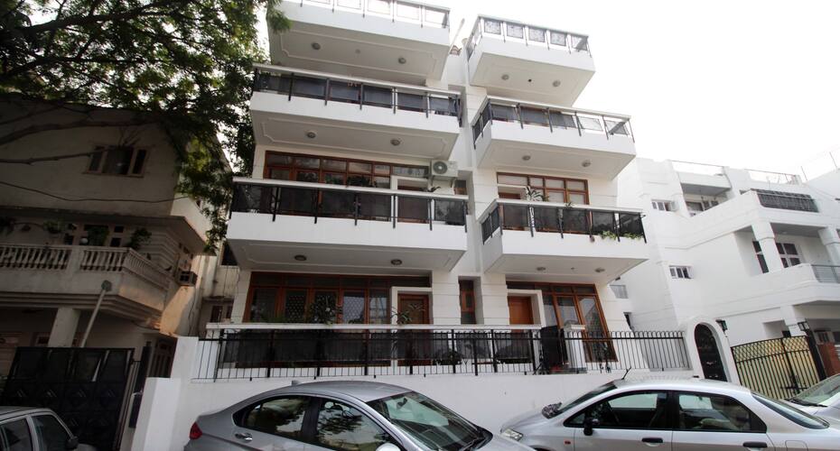 Divine Service Apartment, New Delhi 1